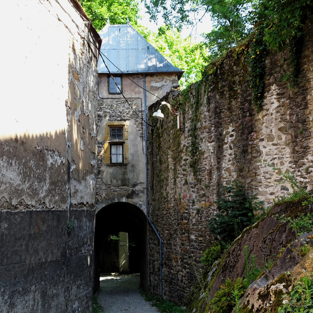 porte ste Anne 1
