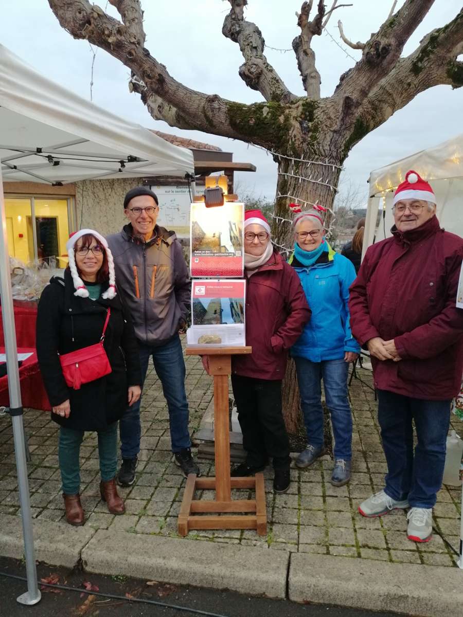 copie 0 Patrimoine et mairie marché Noël 2 (003)